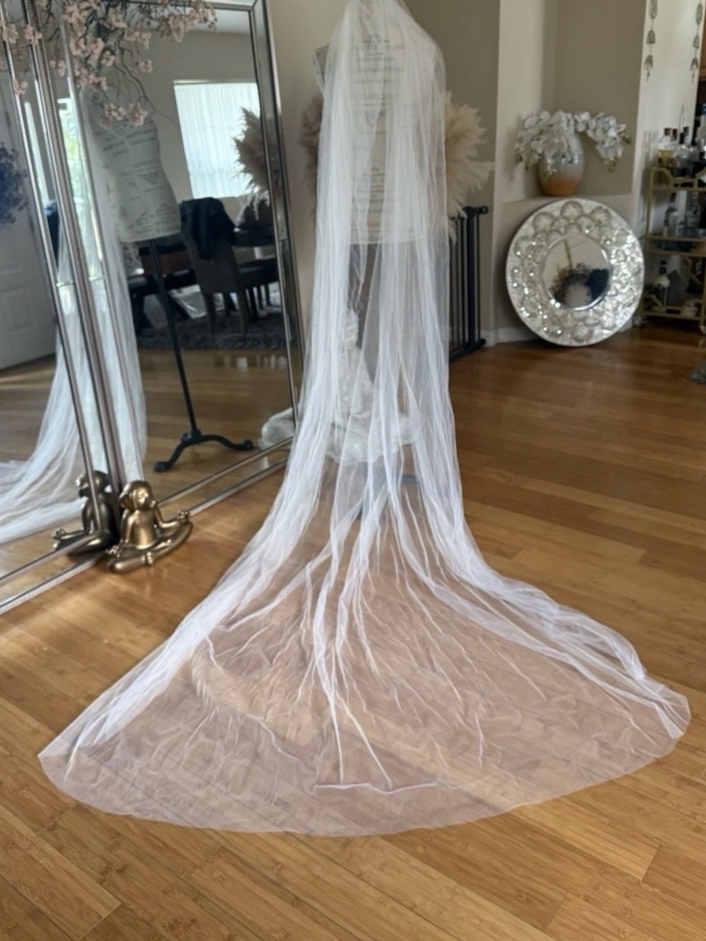 NEW Bush Tulle Chapel Length Veil